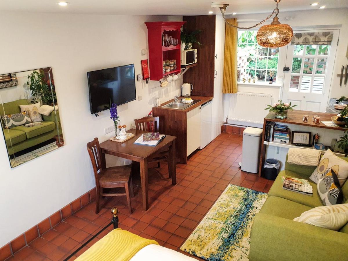 The Walnut, Meopham - A Private Retreat Rural Location别墅 外观 照片