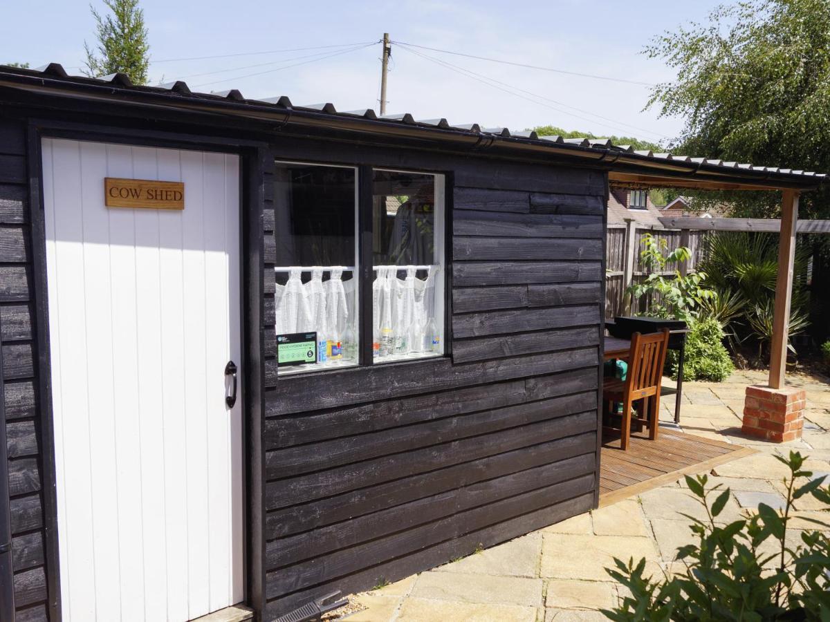 The Walnut, Meopham - A Private Retreat Rural Location别墅 外观 照片